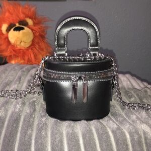 Stylish Black Mini Handbag With Long Chain Handle And Double Zipper